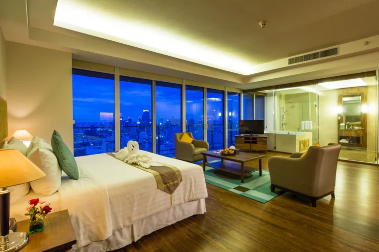 Jacuzzi Suite