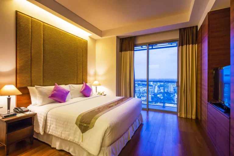 One Bedroom Park Premier